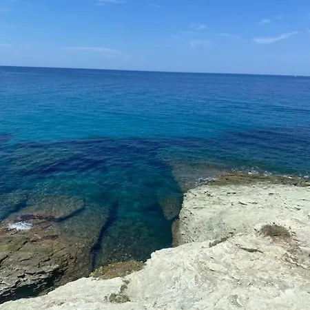 Maison A La Pointe Du Cap Corse